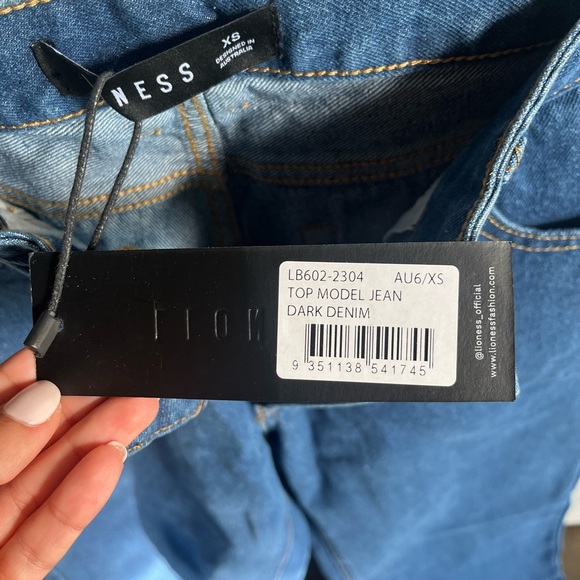 Lioness Top Model Jean in Dark Denim - Picture 8 of 8